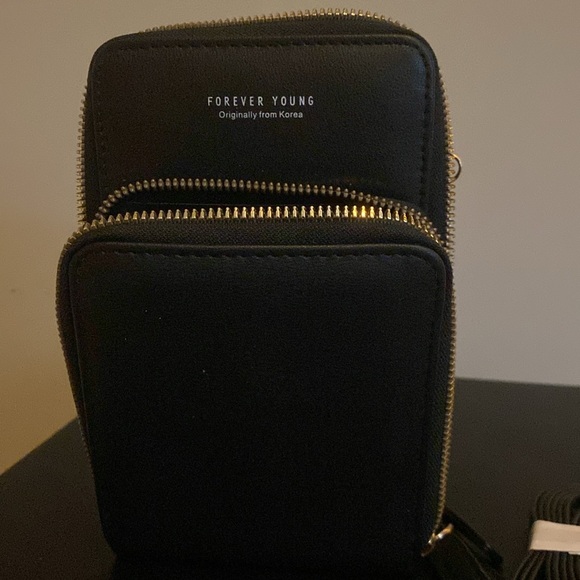 Forever Young beautiful cross carry, new never used - Picture 1 of 6